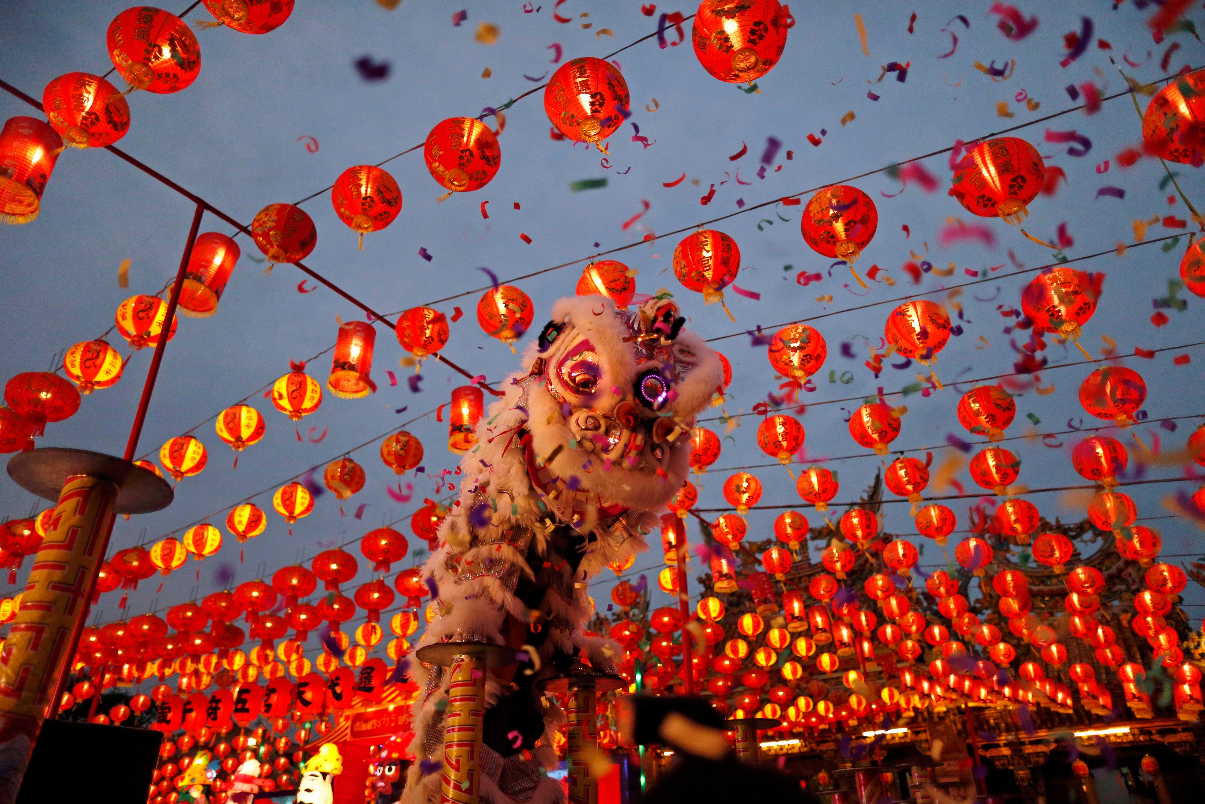New years festival. Китайский новый год (Chinese New year). Новый год в Китае. Китайский новый год празднование. Новогодний фестиваль в Китае.