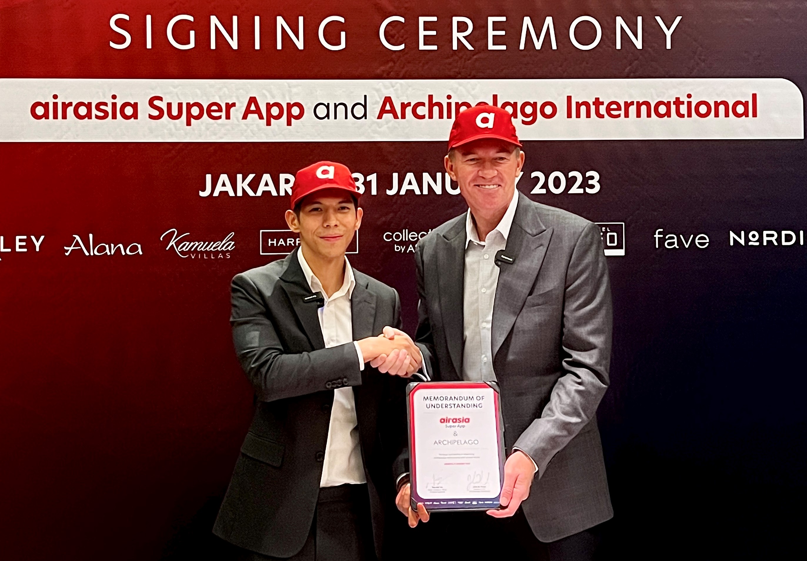 AirAsia teams up with Archipelago International - TTR Weekly